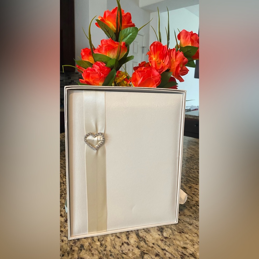 Elegant White Wedding Memory Album with Heart Accent